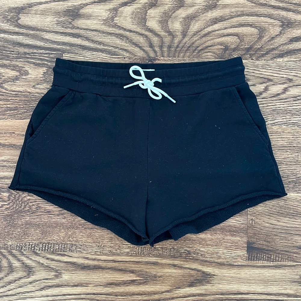 LIKE NEW Mate the Label organic cotton shorts